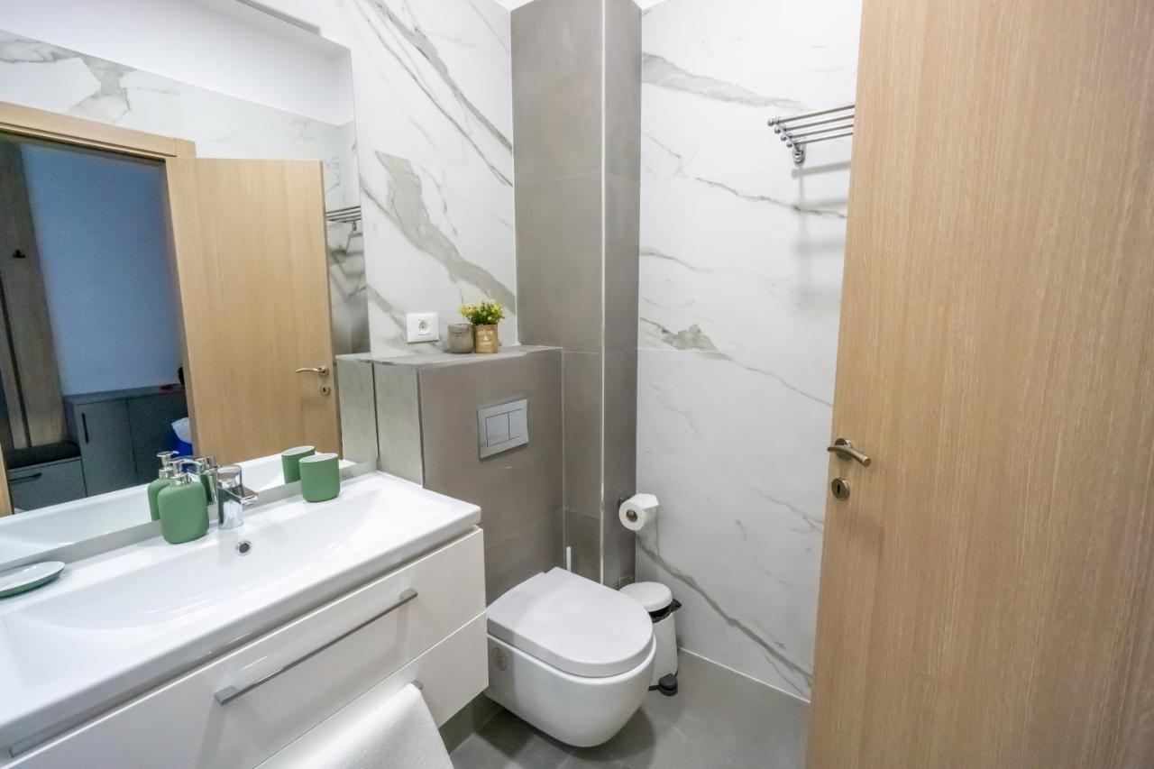 Your New And Modern Home بوخارست المظهر الخارجي الصورة