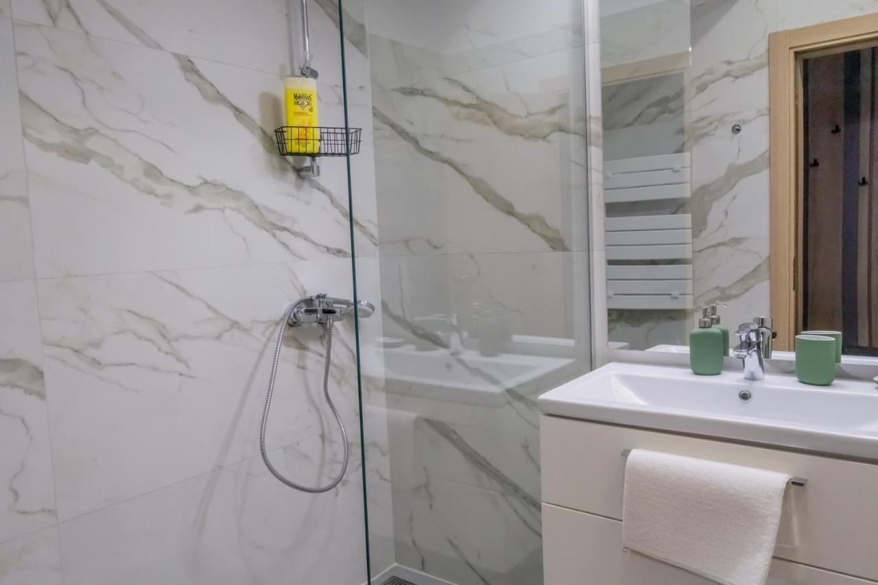 Your New And Modern Home بوخارست المظهر الخارجي الصورة
